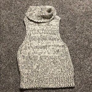 Sleeveless sweater